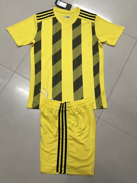 wholesale customized men football uniforms mens kits sports clothes tracksuits discount boy football sets with shorts b44-19, Black;red
wholesale customized men football uniforms mens kits sports clothes tracksuits discount boy football sets with shorts b44-19, Black;red