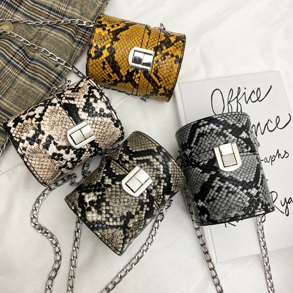 mini snake pattern chain shoulder bag women small barrel shaped lipstick purses serpentine coin bag snake skin print handbags
mini snake pattern chain shoulder bag women small barrel shaped lipstick purses serpentine coin bag snake skin print handbags