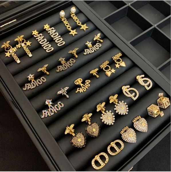 retro letter love earnail female net red high version back hanging bee asymmetric earrings, Golden;silver
retro letter love earnail female net red high version back hanging bee asymmetric earrings, Golden;silver