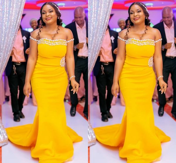 nigria aso ebi fashion yellow mermaid prom evening party dresses 2022 long off shoulders with cystalsl pageant formal gowns designer, Black
nigria aso ebi fashion yellow mermaid prom evening party dresses 2022 long off shoulders with cystalsl pageant formal gowns designer, Black