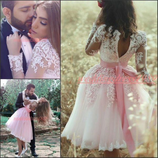 Modern Arabic Lace Short Homecoming Dresses 2019 Long Sleeve Tulle Knee Length Club Wear Mini Party Prom Dress Graduation Bridesmaid Dresses
Modern Arabic Lace Short Homecoming Dresses 2019 Long Sleeve Tulle Knee Length Club Wear Mini Party Prom Dress Graduation Bridesmaid Dresses