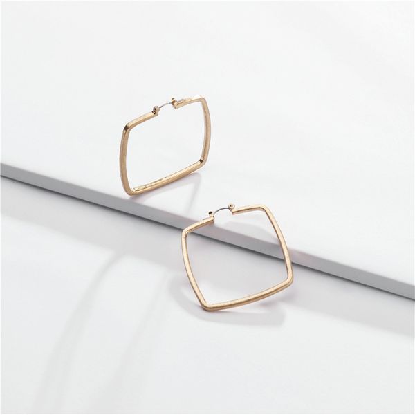 circle moon drop earrings square bamboo joint texture copper c hoop earrings, Golden;silver
circle moon drop earrings square bamboo joint texture copper c hoop earrings, Golden;silver