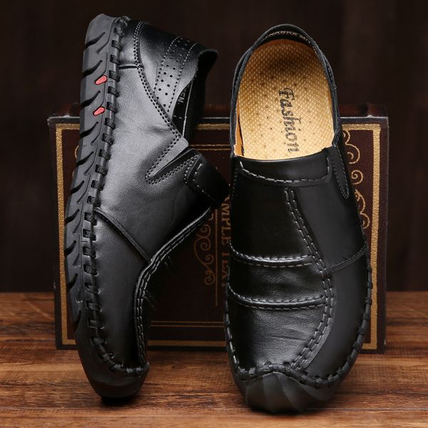 

spring and summer breathable leisure shoes men leisure shoes male lazy doug slippery wear-resisting slip-on to drive a car