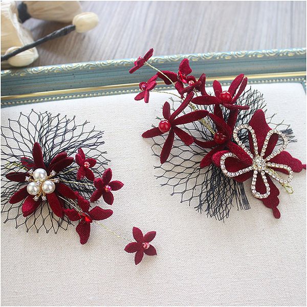 1 pair alloy korean new fairy bride headdress handmade red pearl flower side clip barrette wedding hair jewelry, Golden;white
1 pair alloy korean new fairy bride headdress handmade red pearl flower side clip barrette wedding hair jewelry, Golden;white