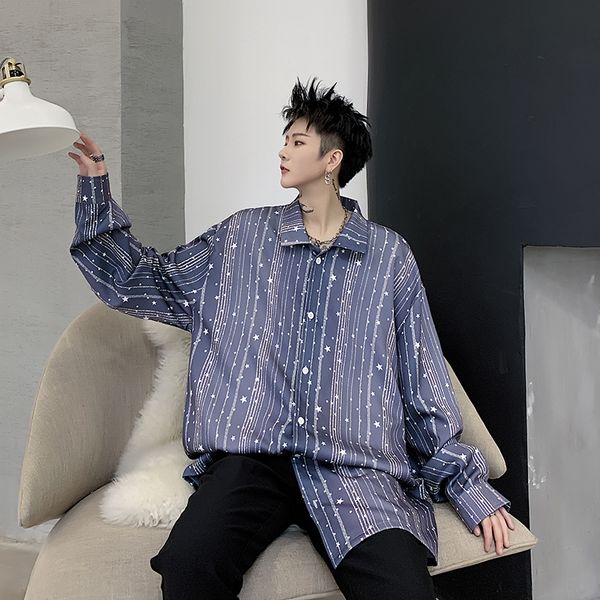 xl2020 spring and summer silky shirt men's personality trend handsome cool gradient starry striped long-sleeved shirt, White;black
xl2020 spring and summer silky shirt men's personality trend handsome cool gradient starry striped long-sleeved shirt, White;black