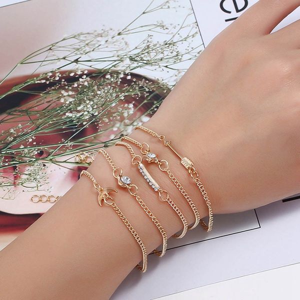 fashionable bohemian style bracelet crystal bracelet women's glamour party wedding accessories 5 pieces / 1 set, Black
fashionable bohemian style bracelet crystal bracelet women's glamour party wedding accessories 5 pieces / 1 set, Black