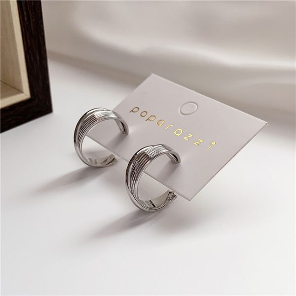 new korea fashion jewelry simple gold metal stud earrings geometric design earrings for women gift, Golden;silver
new korea fashion jewelry simple gold metal stud earrings geometric design earrings for women gift, Golden;silver
