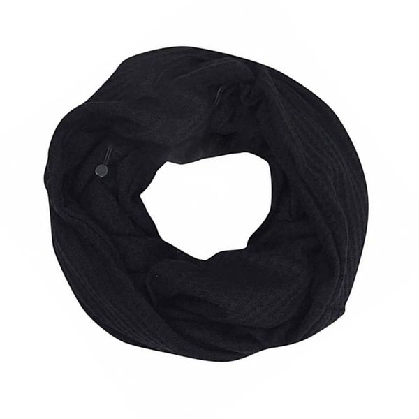 european and american fashion autumn and winter scarf original exquisite high-end male female couple zipper pocket ring
european and american fashion autumn and winter scarf original exquisite high-end male female couple zipper pocket ring