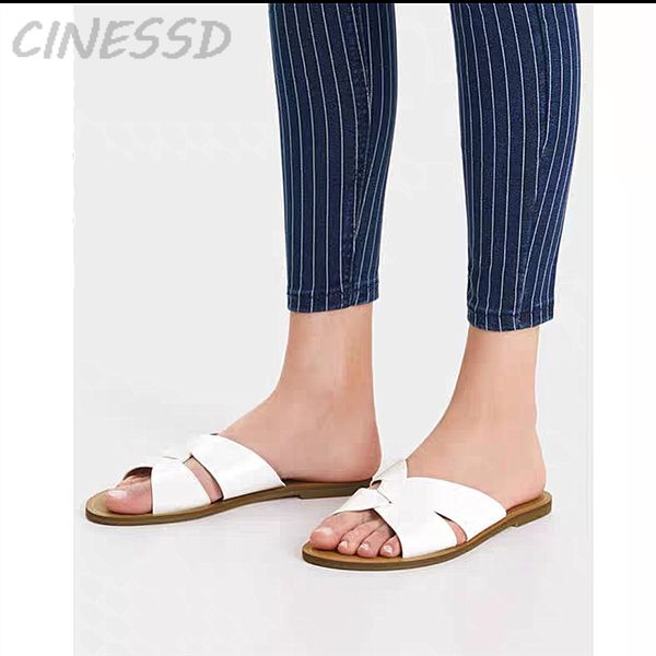 2020 summer new women flat soft slippers fashion open toe slides female big size outside slippers cross casual beach, Black
2020 summer new women flat soft slippers fashion open toe slides female big size outside slippers cross casual beach, Black