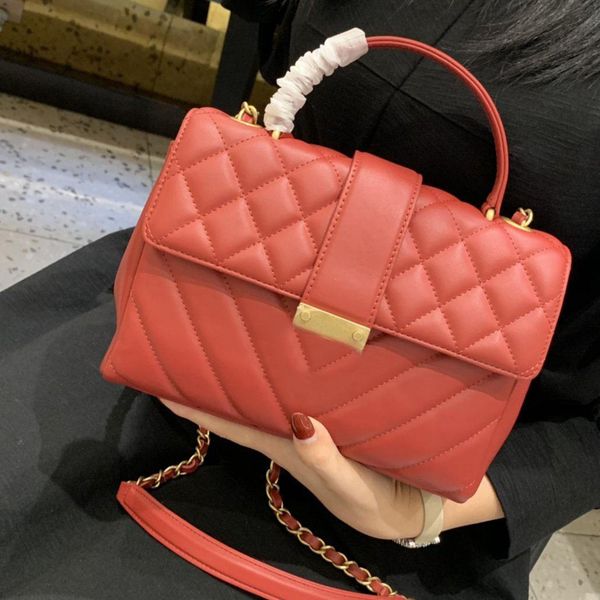 new fashion designer women handbag chain crossbody handbags small shoulder bags genuine leather diamond lattice v shape bag tote purse
new fashion designer women handbag chain crossbody handbags small shoulder bags genuine leather diamond lattice v shape bag tote purse