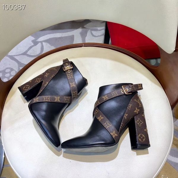 the lastest fashion luxury 26ss boots womens shoes brand half ankle boot lady designerss genuine leather dress boots casual with box, Black
the lastest fashion luxury 26ss boots womens shoes brand half ankle boot lady designerss genuine leather dress boots casual with box, Black