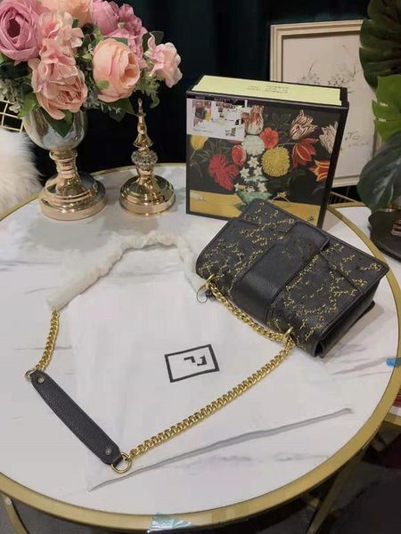 2020 han edition ling, chain embroider line fashion joker oblique cross single shoulder bag handbag genuine leather luxury women handbags
2020 han edition ling, chain embroider line fashion joker oblique cross single shoulder bag handbag genuine leather luxury women handbags