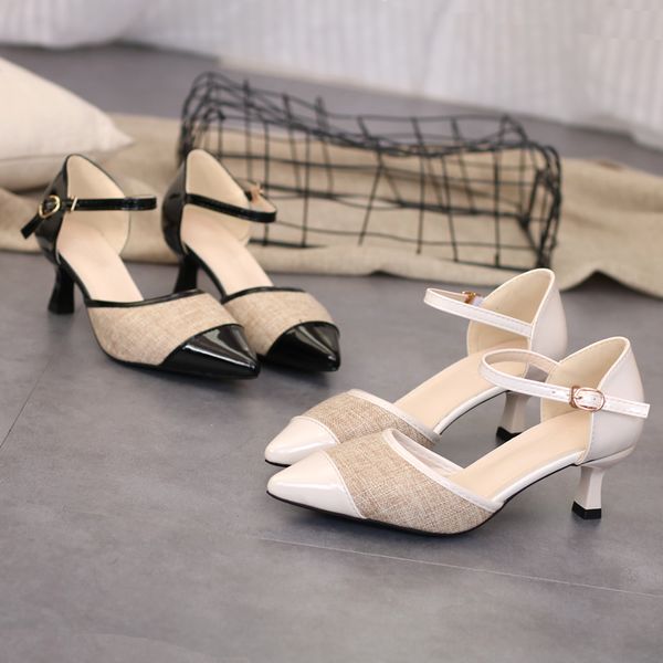 in the summer of 2020 the new single women shoes joker fine with hollow high-heeled sandals, Black
in the summer of 2020 the new single women shoes joker fine with hollow high-heeled sandals, Black