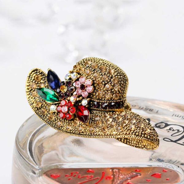 crystal vintage hat brooches for women large brooch pin fashion dress coat brooches pins accessories cute jewelry, Gray
crystal vintage hat brooches for women large brooch pin fashion dress coat brooches pins accessories cute jewelry, Gray