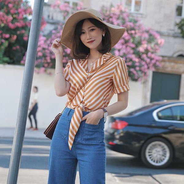 light chen xiaoying retro mandarin striped satin belt small shirt with short sleeves in summer coat, White
light chen xiaoying retro mandarin striped satin belt small shirt with short sleeves in summer coat, White