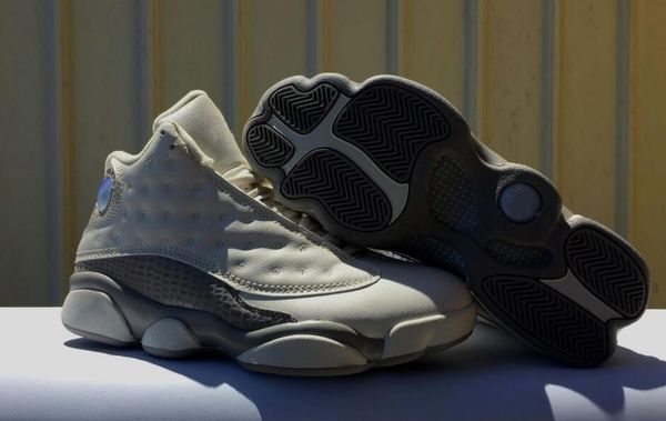 2018 new 13s men basketball shoes grey white royal black yellow bred brown olive wheat dmp ivory grey men sports sneakers
2018 new 13s men basketball shoes grey white royal black yellow bred brown olive wheat dmp ivory grey men sports sneakers