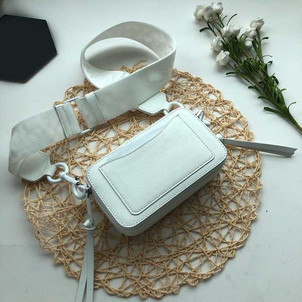 2020 small fast camera crossbody bag leather shoulder ladies luxury handbag designer designer bag ladies
2020 small fast camera crossbody bag leather shoulder ladies luxury handbag designer designer bag ladies