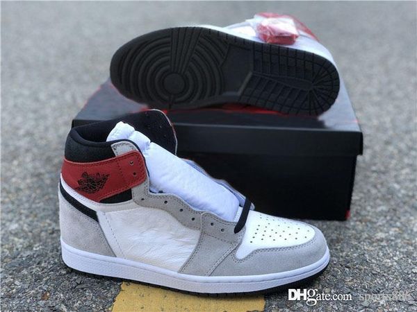 est air aauthentic 1 high og retro white black light smoke grey basketball shoes 555088-126 1s suede varsity red man sneakers with box
est air aauthentic 1 high og retro white black light smoke grey basketball shoes 555088-126 1s suede varsity red man sneakers with box