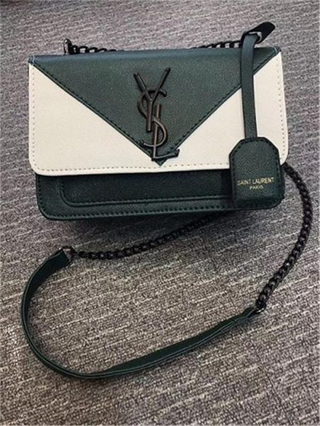 2020 high-quality international luxury designer custom fashion handbag high-end classic single shoulder handbag bag 9589+9+9
2020 high-quality international luxury designer custom fashion handbag high-end classic single shoulder handbag bag 9589+9+9