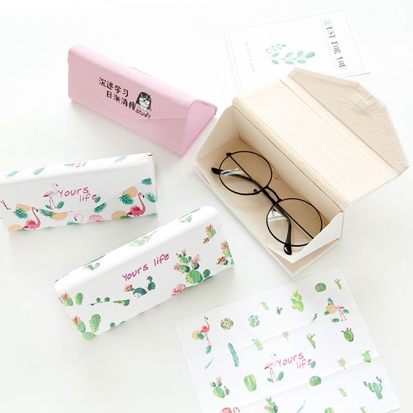 1pcs fashion creative small fresh flamingos pu folding glasses storage box portable storage table up tool utility box school set
1pcs fashion creative small fresh flamingos pu folding glasses storage box portable storage table up tool utility box school set
