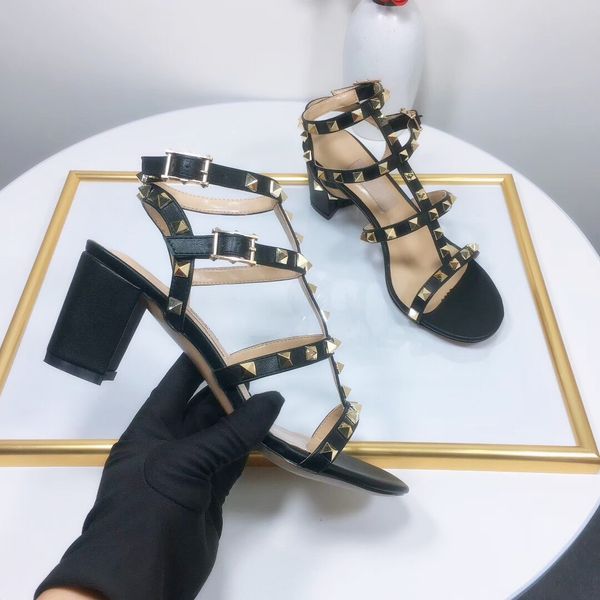 fashion women pumps black matt leather studded spikes strappy high heels shoes brand new
fashion women pumps black matt leather studded spikes strappy high heels shoes brand new