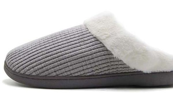 designer-ble flock slippers men house plus warm fur men slippers home couple slippers, Black
designer-ble flock slippers men house plus warm fur men slippers home couple slippers, Black