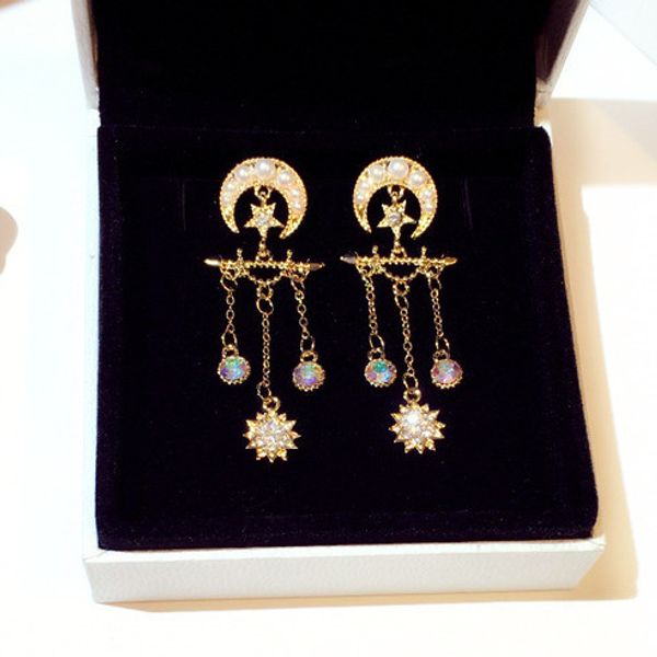 new hot ins fashion luxury designer glittering zircon diamonds cute moon star pearl tassel dangle stud earrings for woman girls
new hot ins fashion luxury designer glittering zircon diamonds cute moon star pearl tassel dangle stud earrings for woman girls