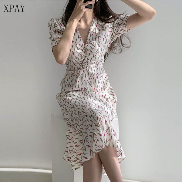 v-neck women dress summer 2020 short sleeve pleated elegance korean a-line dress vintage high waist chic florals slim, Black;gray
v-neck women dress summer 2020 short sleeve pleated elegance korean a-line dress vintage high waist chic florals slim, Black;gray