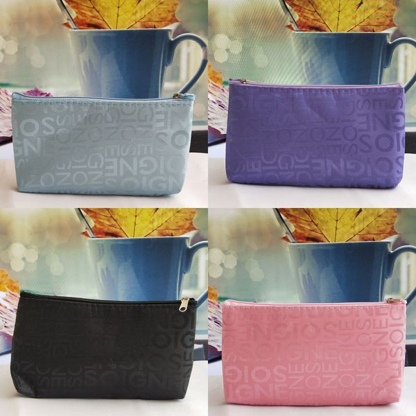 casual letter jacquard horizontal square hand-held multi-functional washing casual cosmetic cosmetic bag bag, White
casual letter jacquard horizontal square hand-held multi-functional washing casual cosmetic cosmetic bag bag, White