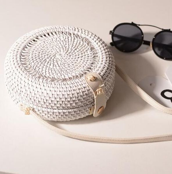 модная соломенная круглая пляжная сумка на плечо для женщин
модная соломенная круглая пляжная сумка на плечо для женщин