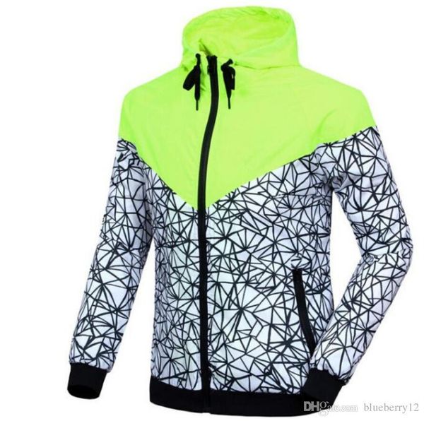 мужчины моды осень тонкий windrunner новое прибытие монослой спортивные пальто толстовки мужские куртки ветровка ветровка с капюшоном движен, Black;brown
мужчины моды осень тонкий windrunner новое прибытие монослой спортивные пальто толстовки мужские куртки ветровка ветровка с капюшоном движен, Black;brown