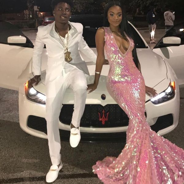 sparkly sequins pink mermaid long prom dresses with train deep v-neck plus size african evening dresses formal gowns robe de soiree, Black;red
sparkly sequins pink mermaid long prom dresses with train deep v-neck plus size african evening dresses formal gowns robe de soiree, Black;red