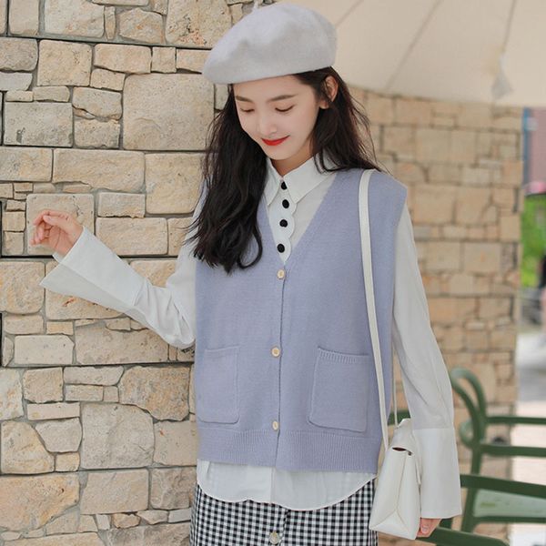 solid color knitted vest female v-neck cardigan new korean version of loose wool vest sleeveless sweater college wind, Black;white
solid color knitted vest female v-neck cardigan new korean version of loose wool vest sleeveless sweater college wind, Black;white