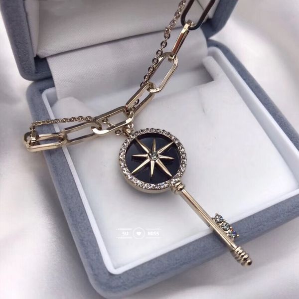 ювелирные изделия день подарочных карт мода rhinestone подвеска key двухслойной цепи ключица ожерелье для женщин, любовник валентина, Golden;silver
ювелирные изделия день подарочных карт мода rhinestone подвеска key двухслойной цепи ключица ожерелье для женщин, любовник валентина, Golden;silver