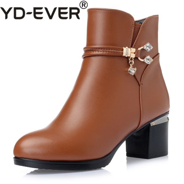 women ankle boots soft genuine leather+pu thick high heel shoes boots winter autumn warm fur plus size 34-43, Black
women ankle boots soft genuine leather+pu thick high heel shoes boots winter autumn warm fur plus size 34-43, Black