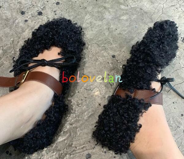2019 autumn and winter wear new fashion belt buckle lamb hair flat bottom plus velvet shoes women's shoes, Black
2019 autumn and winter wear new fashion belt buckle lamb hair flat bottom plus velvet shoes women's shoes, Black