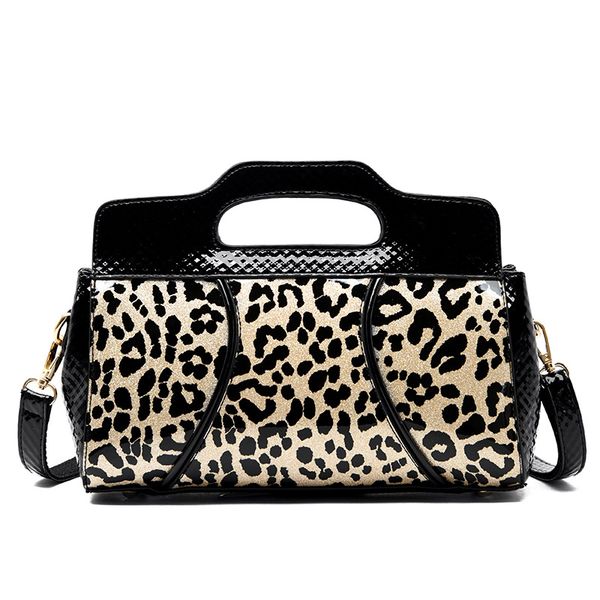 2020 ladies leopard pantent leather hand bags women designerb bolsa feminina messenger bags zipper shoulder bag sac main femme
2020 ladies leopard pantent leather hand bags women designerb bolsa feminina messenger bags zipper shoulder bag sac main femme