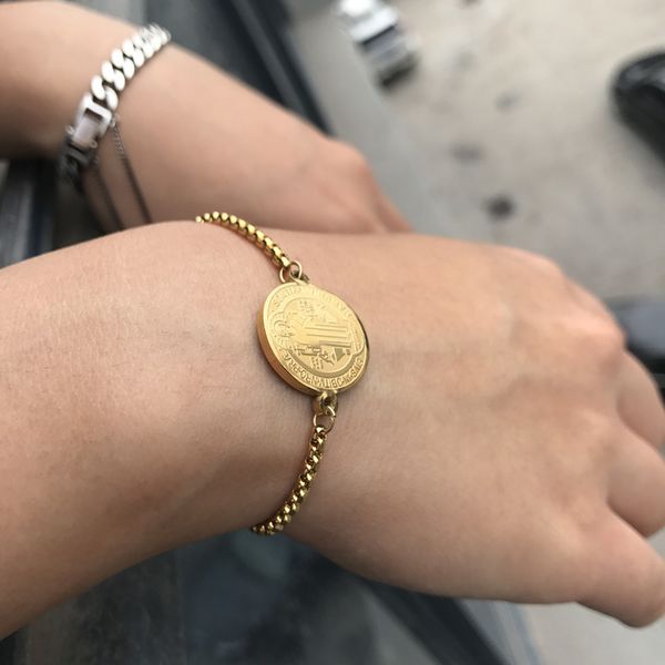 mens hip hop round pendant bracelet vintage punk cross charm bracelet stainless steel gold color bangle jewelry for men women, Golden;silver
mens hip hop round pendant bracelet vintage punk cross charm bracelet stainless steel gold color bangle jewelry for men women, Golden;silver