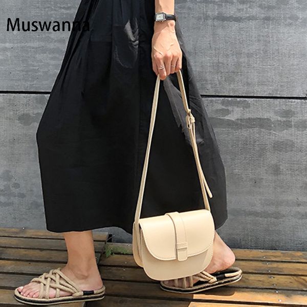 retro solid color women bag pu leather women shoulder messenger bag semi-circular saddle casual crossbody bags
retro solid color women bag pu leather women shoulder messenger bag semi-circular saddle casual crossbody bags