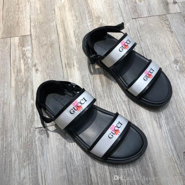 2020 latest leather casual slippers men's casual shoes fashion trend comfortable shoe size 38-45 type 39745400626ab
2020 latest leather casual slippers men's casual shoes fashion trend comfortable shoe size 38-45 type 39745400626ab