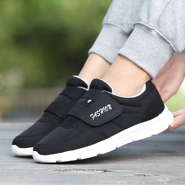 оптовые женщины высокого качества кроссовки скользят по ходьбе кроссовок спортивных тренеров кроссовок самодельный марка сделано в китае раз, White;red 
оптовые женщины высокого качества кроссовки скользят по ходьбе кроссовок спортивных тренеров кроссовок самодельный марка сделано в китае раз, White;red