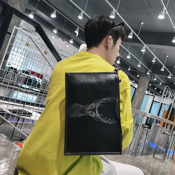 new deer pattern handbag korean version of men's bag trend european and american fashion envelope bag
new deer pattern handbag korean version of men's bag trend european and american fashion envelope bag