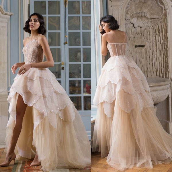 elegent ball gown wedding dresses spaghetti sleeveless satin crystal sequins tiers wedding gowns hi lo robe de mariée, White
elegent ball gown wedding dresses spaghetti sleeveless satin crystal sequins tiers wedding gowns hi lo robe de mariée, White