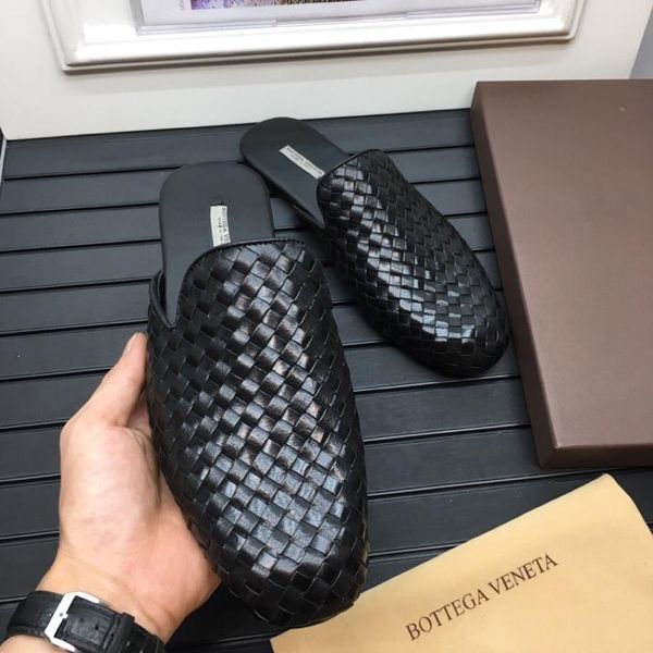 2020 latest black leather casual slippers men casual shoes fashion trend comfortable shoe size 38-45 type 39745400568b
2020 latest black leather casual slippers men casual shoes fashion trend comfortable shoe size 38-45 type 39745400568b