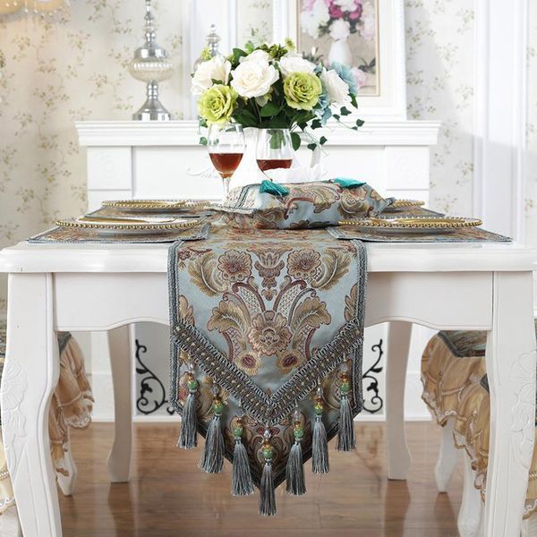 european style vintage table runner bed flag cabinet cover home decoration party banquet luxury jacquard table runner 6 size y200421
european style vintage table runner bed flag cabinet cover home decoration party banquet luxury jacquard table runner 6 size y200421