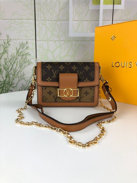small shoulder chain bags for women letter canvas real leather shoulder crossbody messenger bag for ladies size 25x19x9cm
small shoulder chain bags for women letter canvas real leather shoulder crossbody messenger bag for ladies size 25x19x9cm
