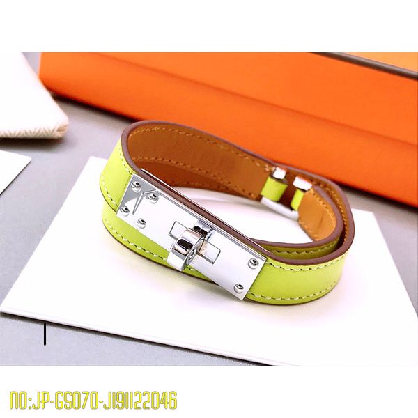 2020 new real leather silver h letter silver bangle for women/men punk rock designer brand jewelry for women gift box christmas gift, Black
2020 new real leather silver h letter silver bangle for women/men punk rock designer brand jewelry for women gift box christmas gift, Black