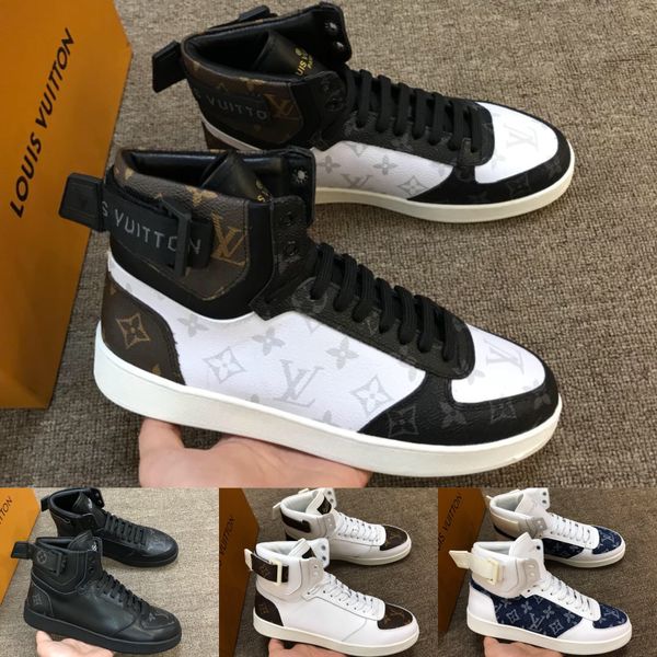 Rivoli Sneaker Boot Mens Monogram Canvas High Top Sneakers Luxury Brand Designer Leather Trainers for Men Casual Hiking Boots Climbing Shoes
Rivoli Sneaker Boot Mens Monogram Canvas High Top Sneakers Luxury Brand Designer Leather Trainers for Men Casual Hiking Boots Climbing Shoes