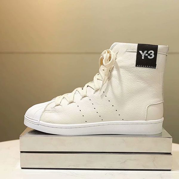 2020 new boots children sports black white winter sports waterproof shoes casual coach luxury fashion classic wild boots
2020 new boots children sports black white winter sports waterproof shoes casual coach luxury fashion classic wild boots