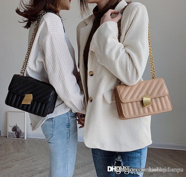on new ling han edition joker, female 2019 new chain bag shoulder his fashion sense is contracted small package m977
on new ling han edition joker, female 2019 new chain bag shoulder his fashion sense is contracted small package m977